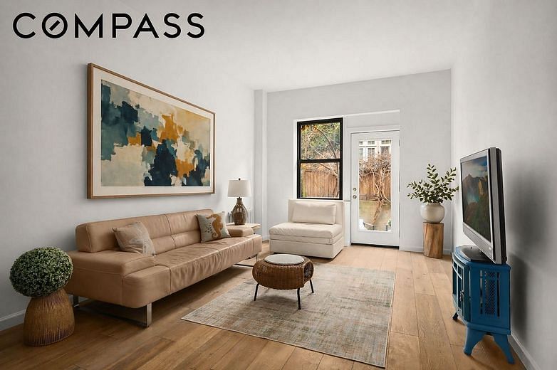 240 East 32nd Street #1A