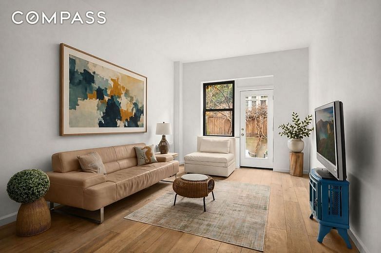 240 East 32nd Street #1A