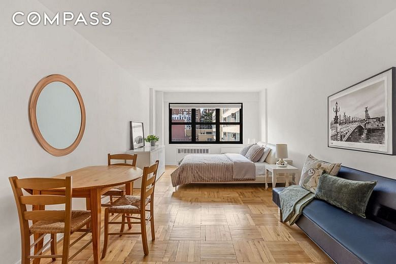 240 East 76th Street #4U