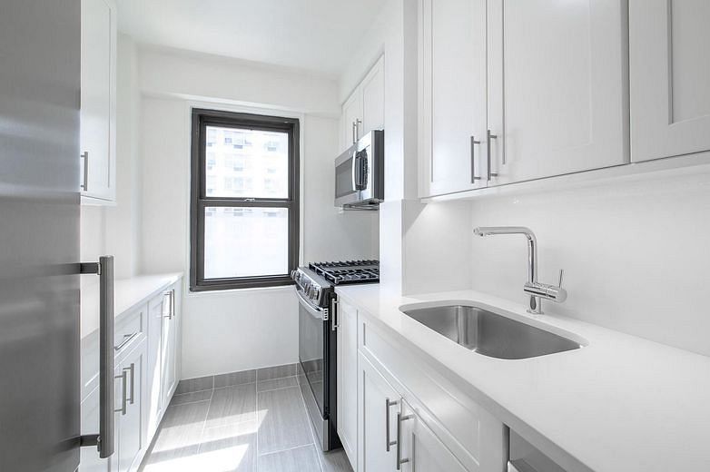 240 East 76th Street #8J