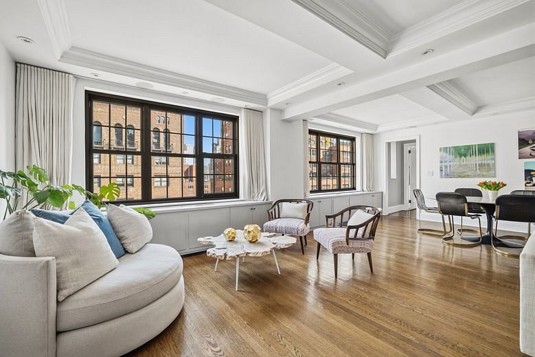 240 East 79th Street #14AB