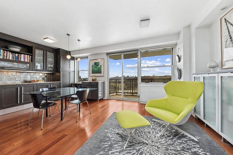 2400 Johnson Avenue #10C