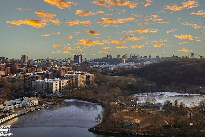 2400 Johnson Avenue #11K