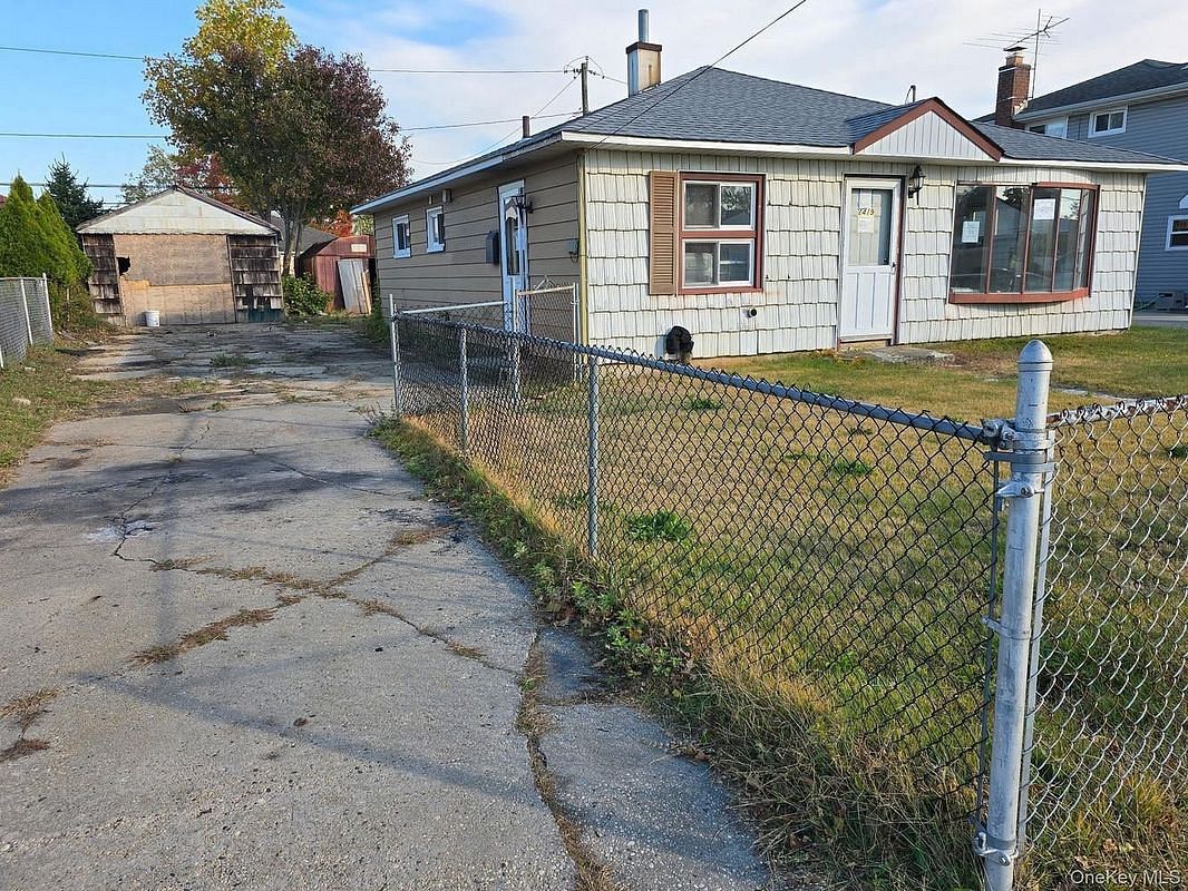 Image 1 of 3 for 2419 Cedar Street in Long Island, Hempstead, NY, 11783