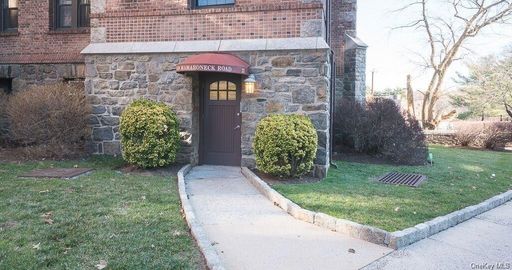 Image 1 of 14 for 23 Old Mamaroneck Road #Studio 1 in Westchester, White Plains, NY, 10605