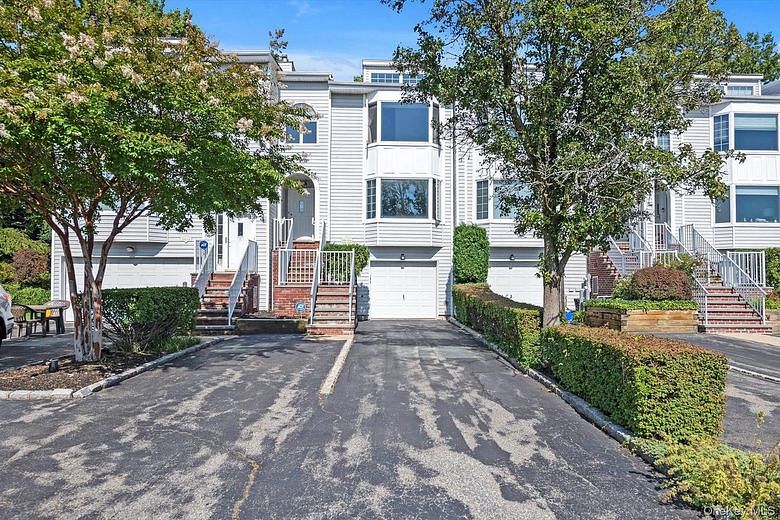 242-12A oak park Drive #99A