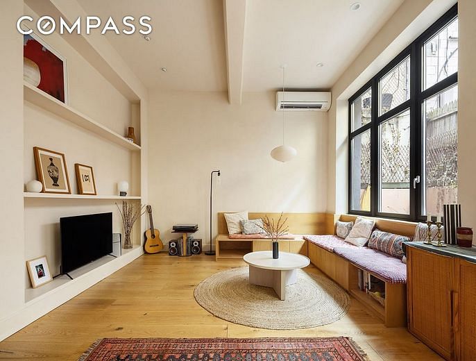 242 South 1st Street #1F