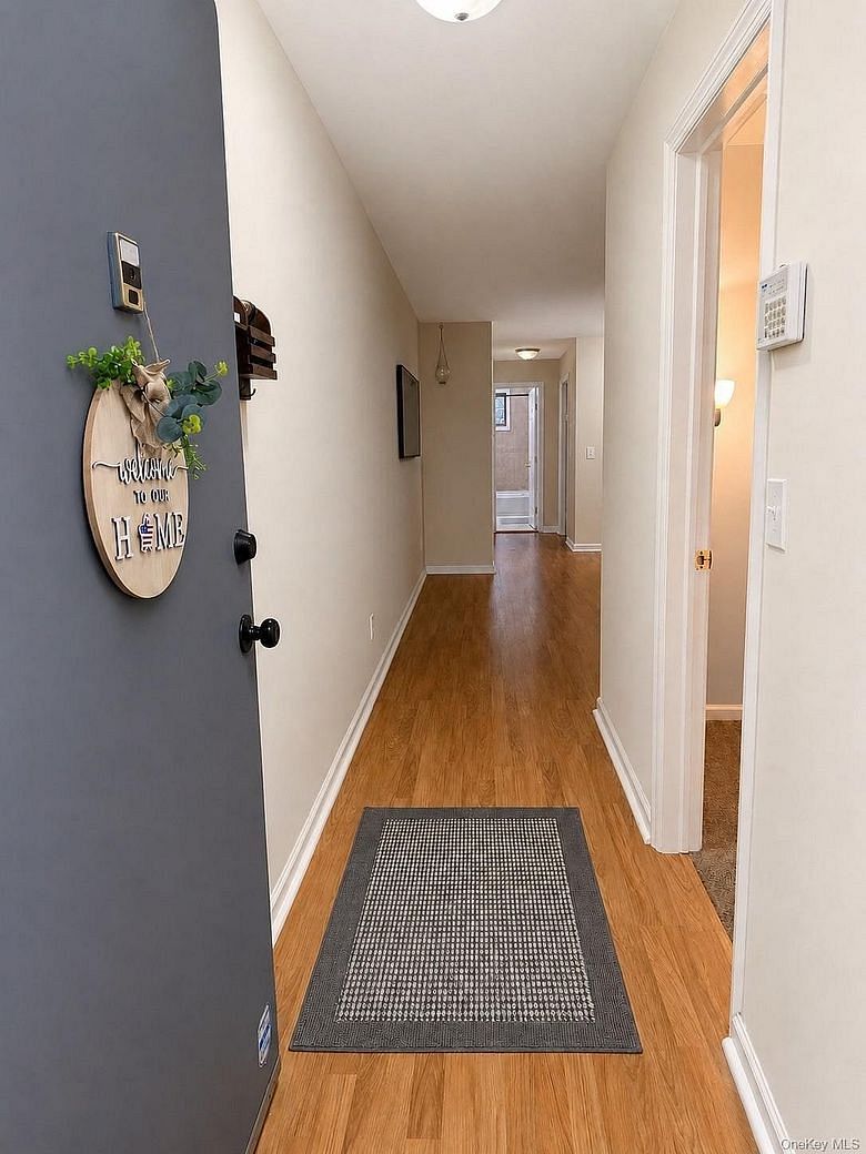 2423 Union Boulevard #8B