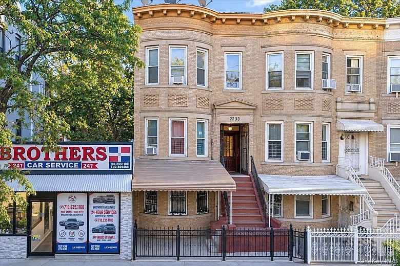 243 Crescent Street
