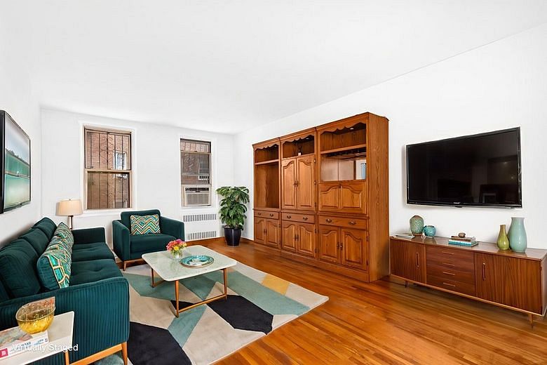 243 McDonald Avenue #1D