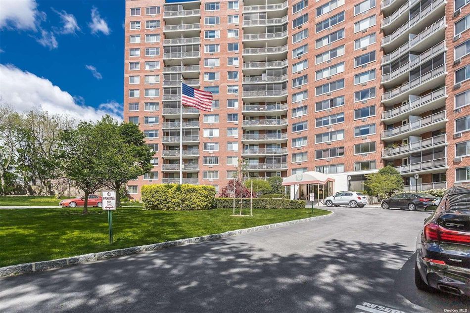 Image 1 of 24 for 220-55 46th Avenue #11T in Queens, Bayside, NY, 11361