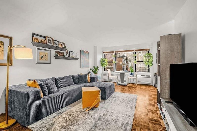 245 East 24th Street #6B