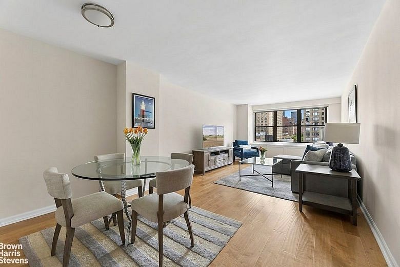 245 East 25th Street #10K