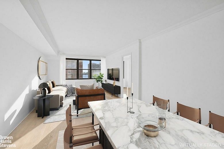 245 East 25th Street #15B