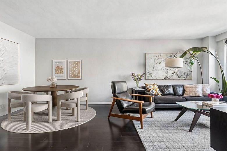 245 East 25th Street #19L