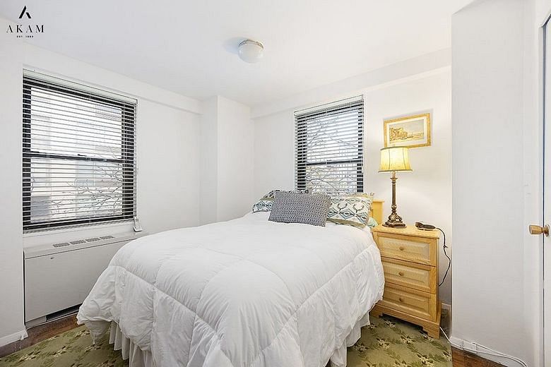 245 East 25th Street #4F