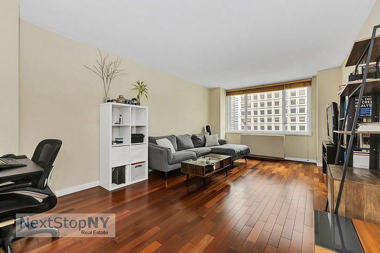 245 East 54th Street #16C