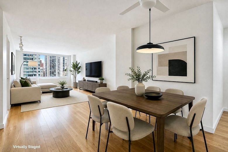 245 East 54th Street #20D
