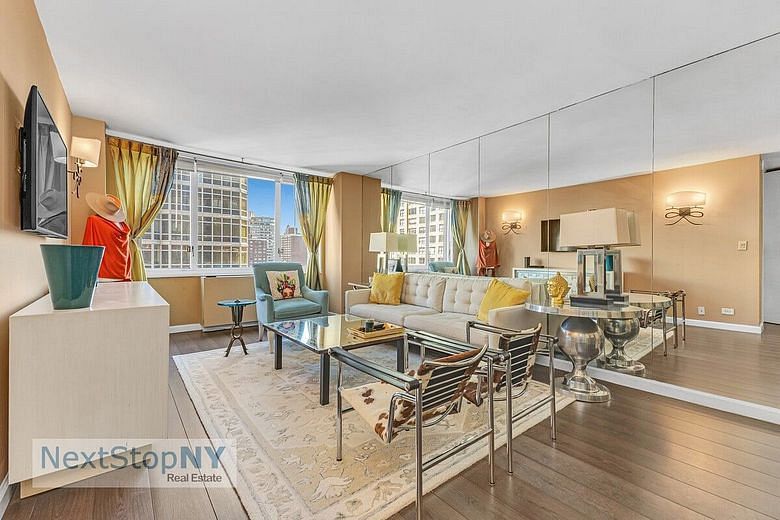 245 East 54th Street #26G