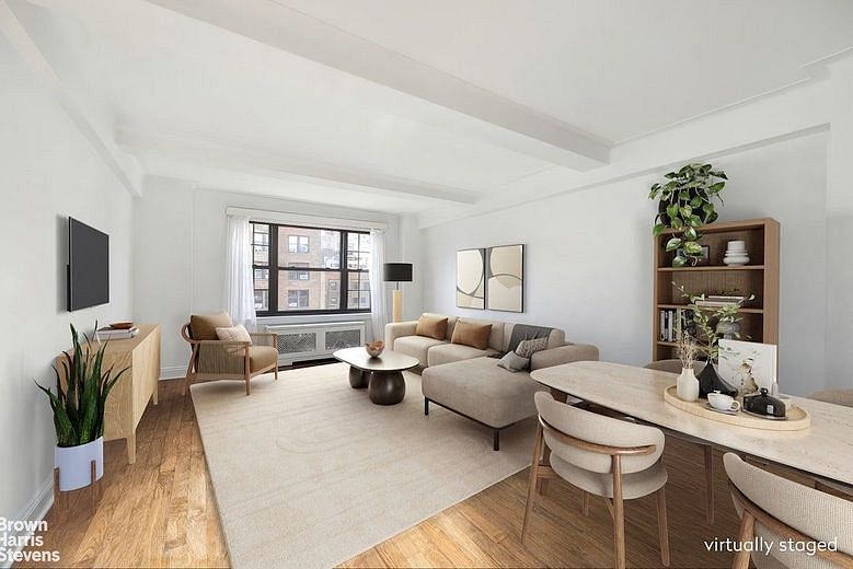 245 East 72nd Street #11A