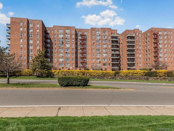 245 Rumsey Road #5G