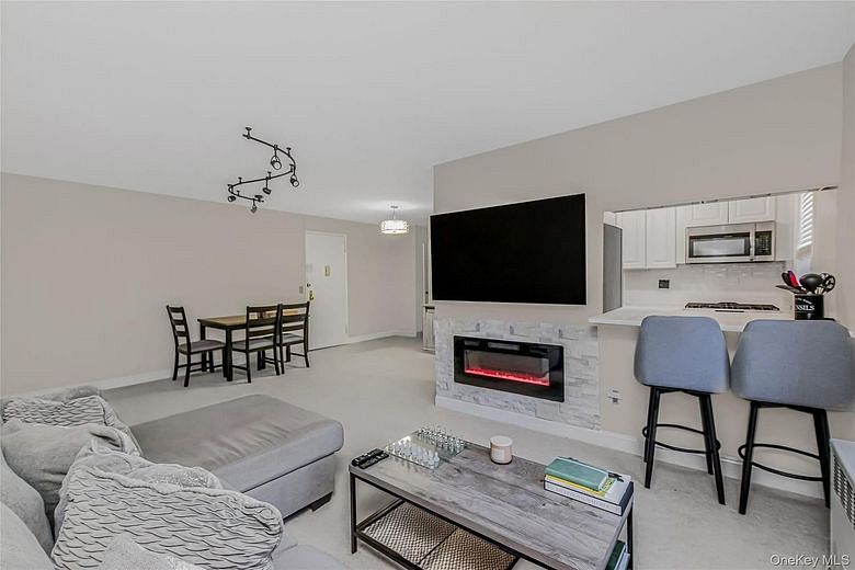 245 Rumsey Road #5G