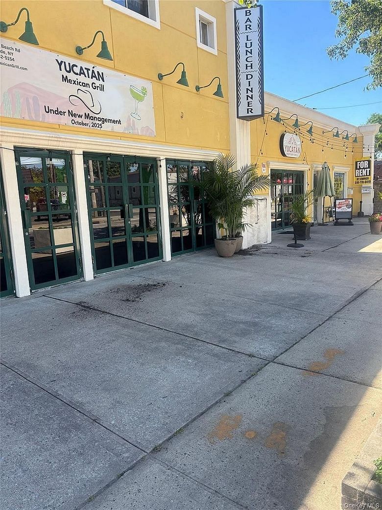 2453 Long Beach Road
