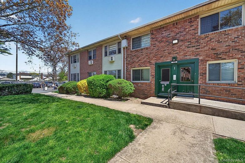 2453 Union Blvd #32A