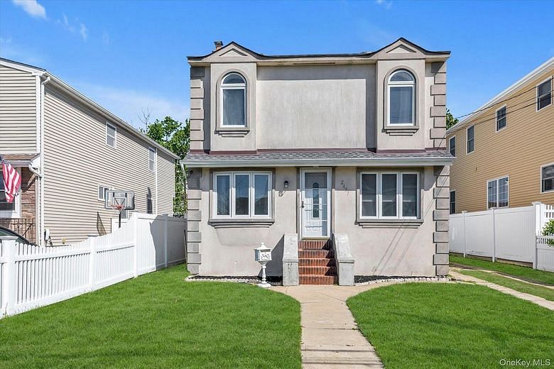 2457 Williams Court
