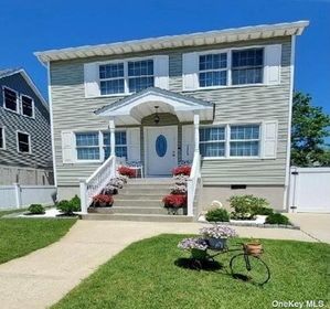 Image 1 of 27 for 2459 Walters Court in Long Island, Bellmore, NY, 11710