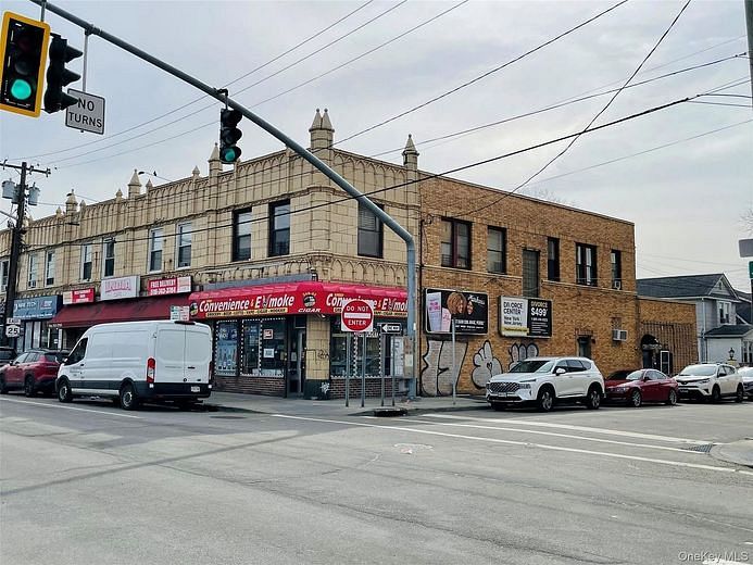 246-02 Jericho Turnpike