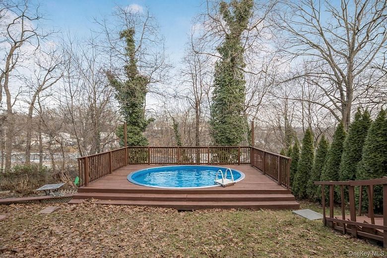 246 aka 248 Rockne Road