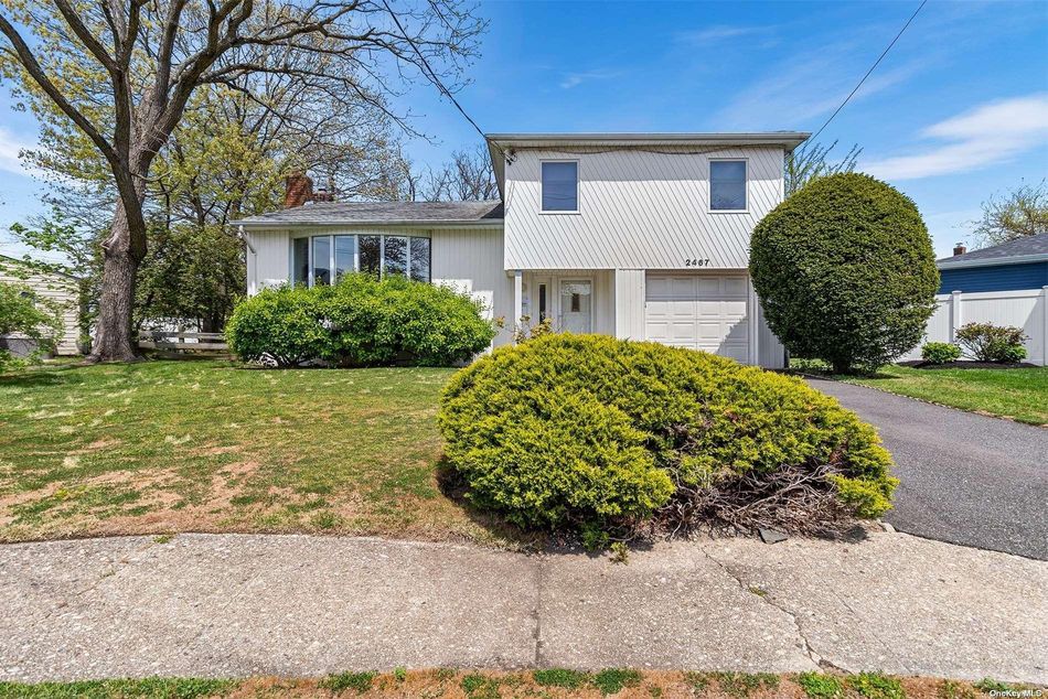 Image 1 of 24 for 2467 Logue Street in Long Island, North Bellmore, NY, 11710