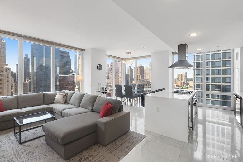 247 West 46th Street #1803