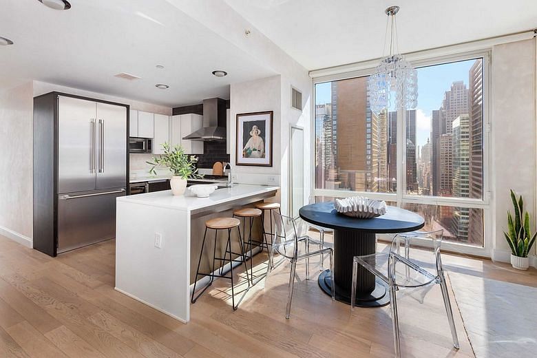 247 West 46th Street #3104
