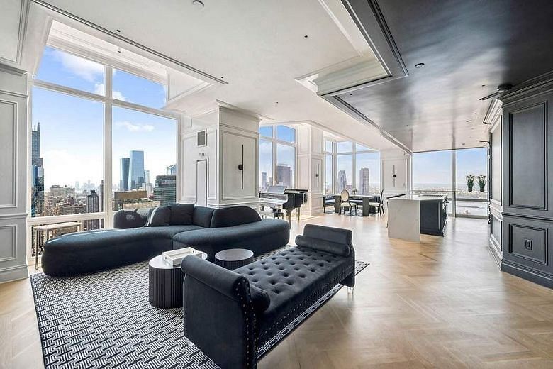 247 West 46th Street #4202