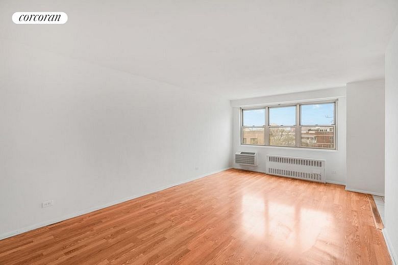 2475 West 16th Street #4D