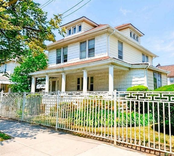 248-17 Francis Lewis Boulevard