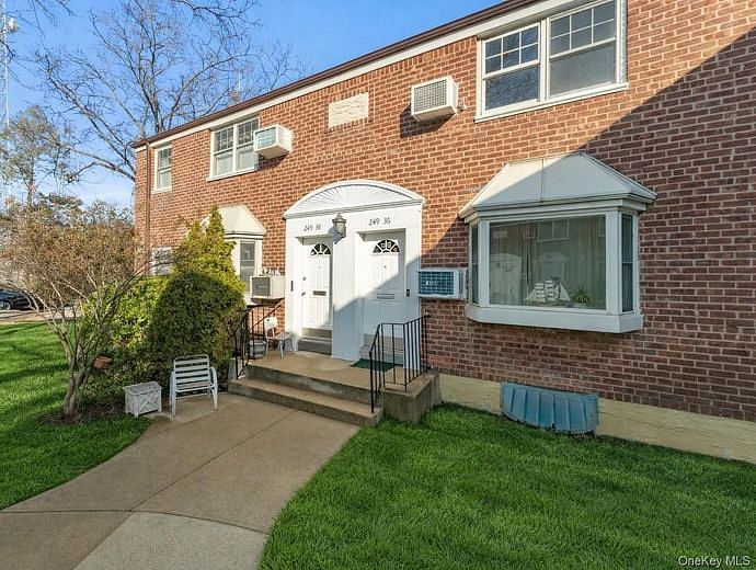 249-36 63rd Avenue #4-1282
