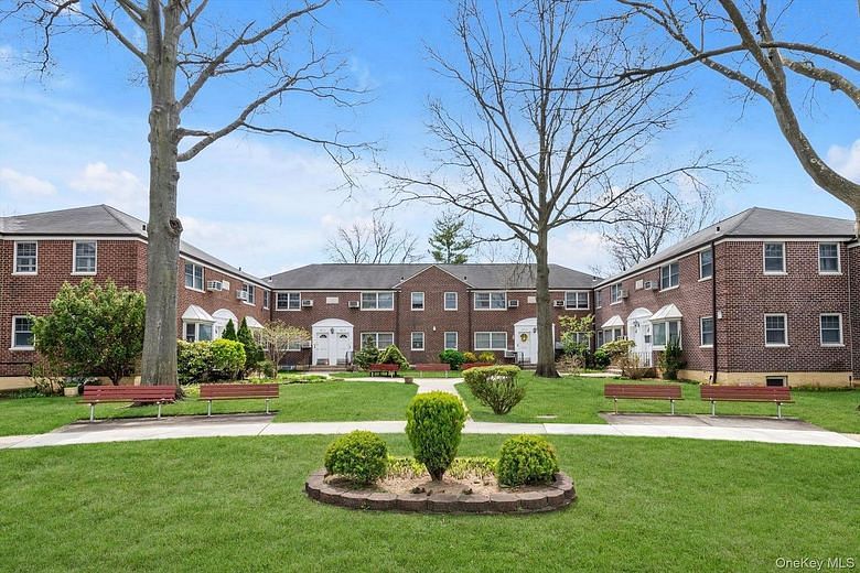 249-38 63rd Avenue #4-1283