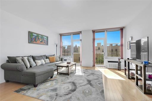Image 1 of 14 for 249 E 118th Street #6B in Manhattan, New York, NY, 10035