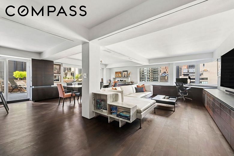 249 East 48th Street #18A