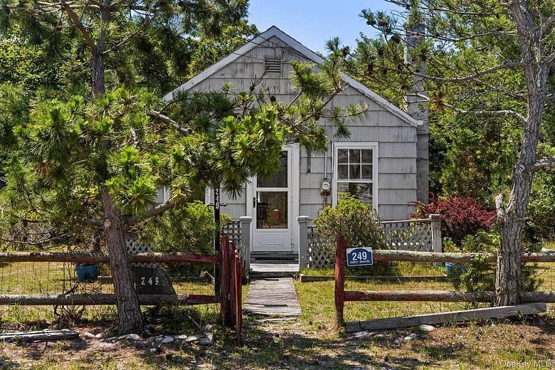 249 Shore Road