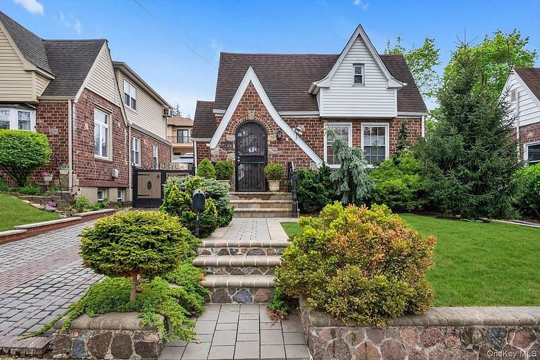 24912 Rushmore Terrace