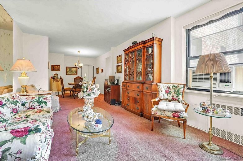 25-18 Union Street SE #4G