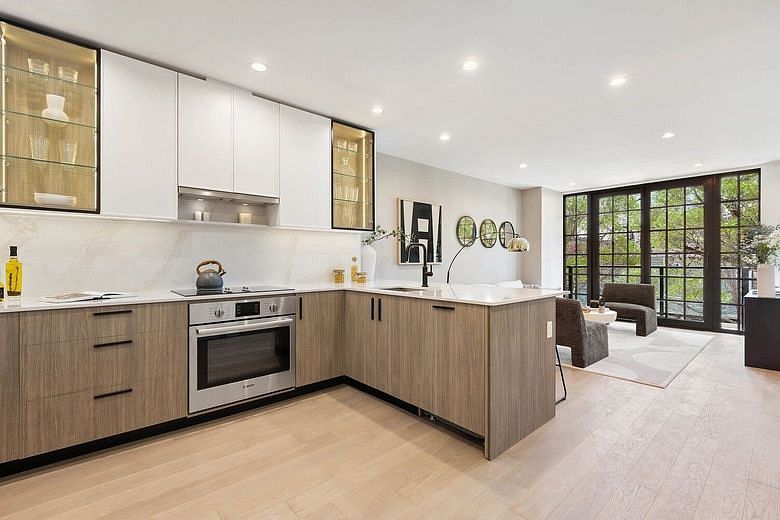 25-23 Newtown Avenue #3C