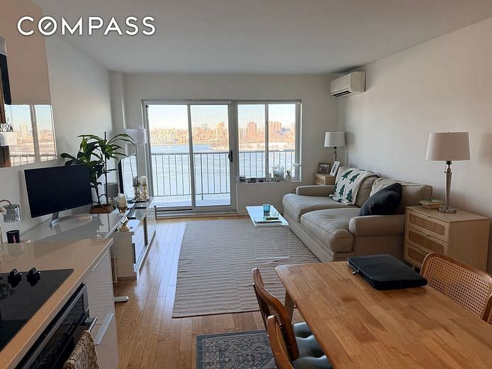 25-40 Shore Boulevard #15T