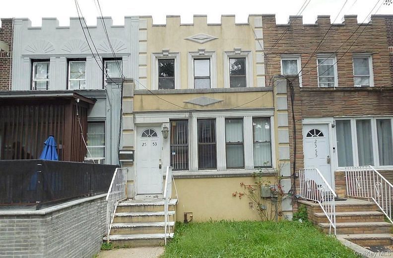 25-53 Mcintosh Street