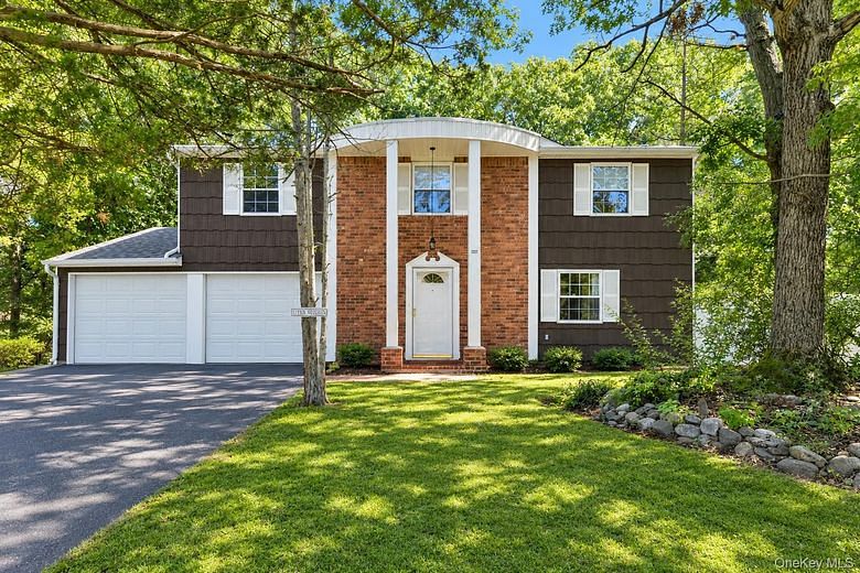 25 Beach Avenue