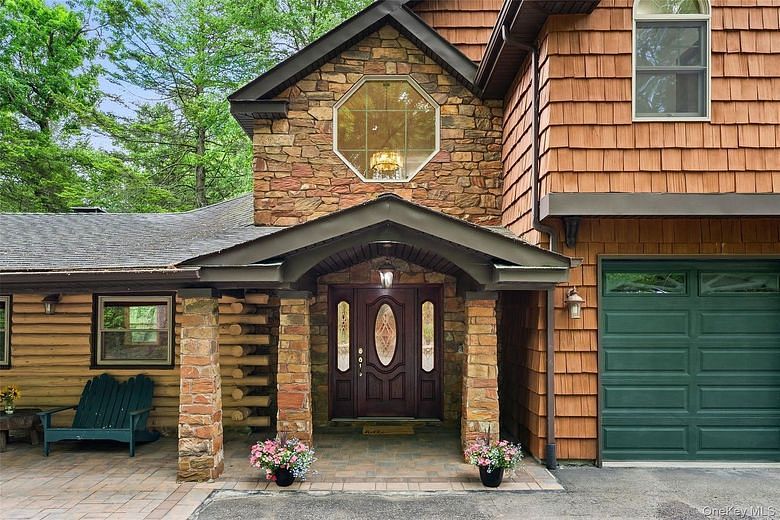 25 Cabin Ridge Road